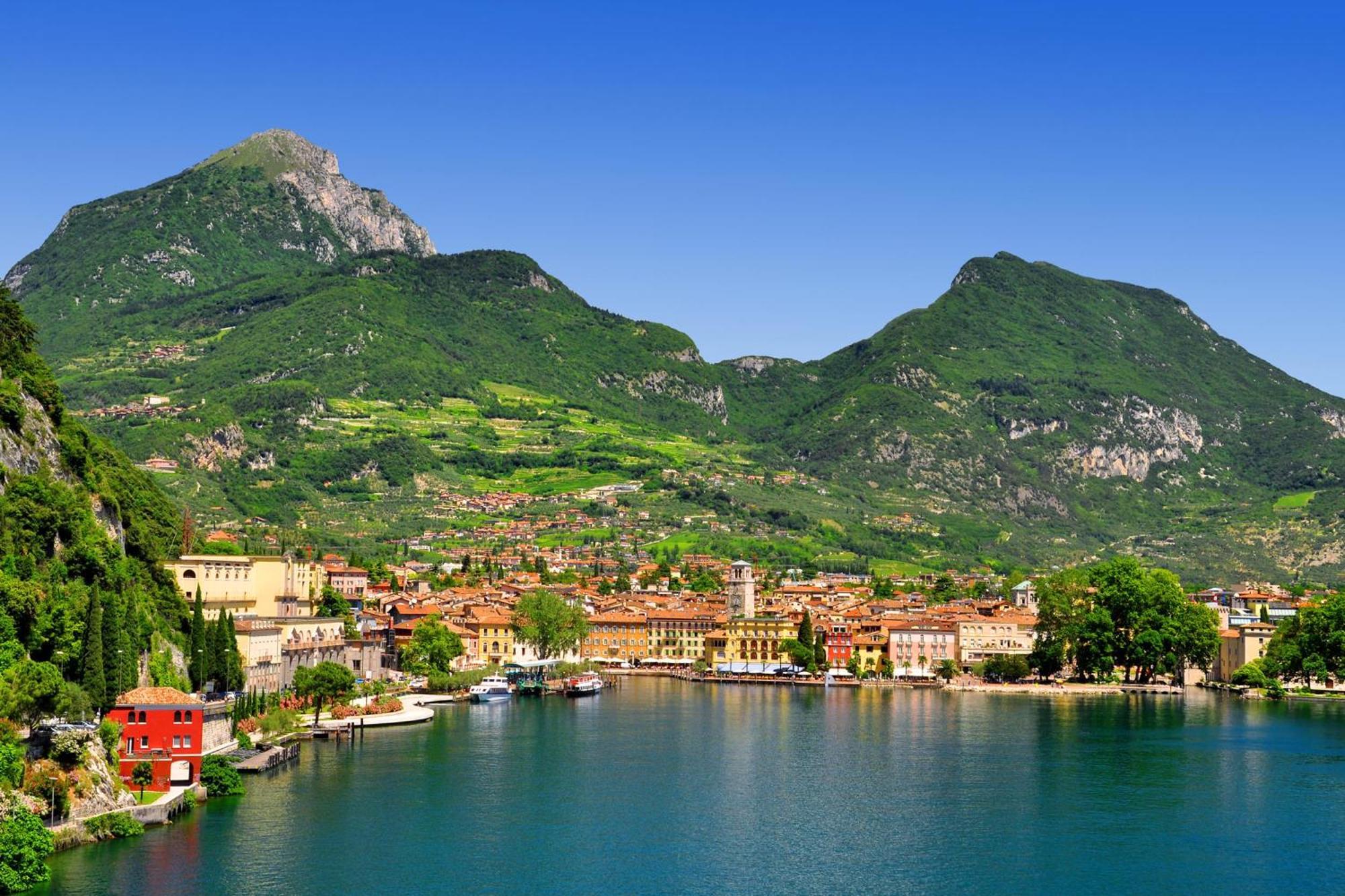The Bon'Ora Apartment - Happy Rentals Riva del Garda Luaran gambar